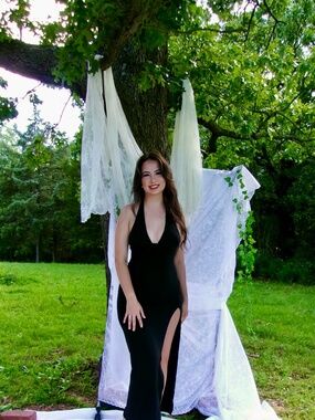 Meet your Posher, Veronica